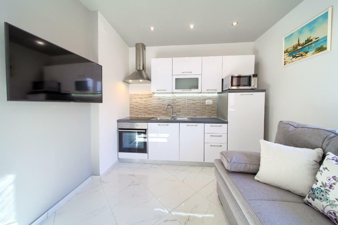 Nadija Studio Apartmani Krk Town Exteriör bild